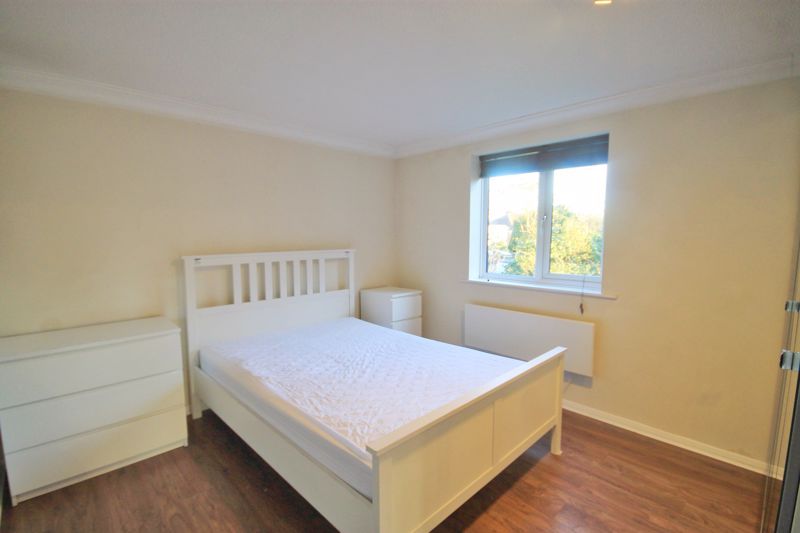 Property photo 3 of 10 Photo 1