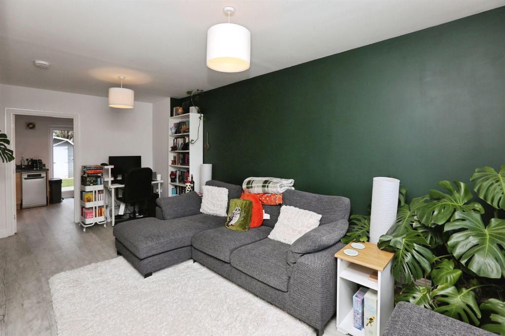 Property photo 3 of 24