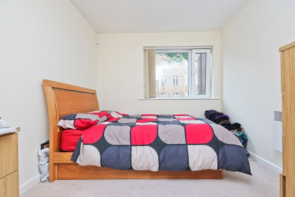 Property photo 3 of 6 Two Bedroom Moder...