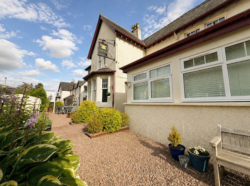 Property photo 3 of 56