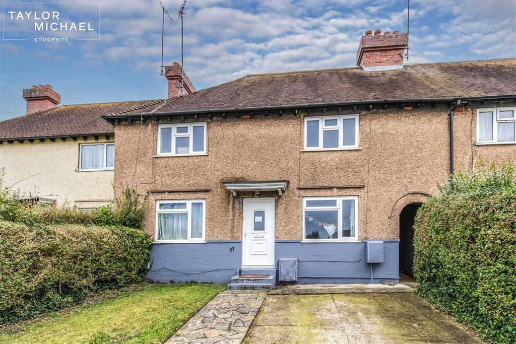 Property photo 1 of 18 Front