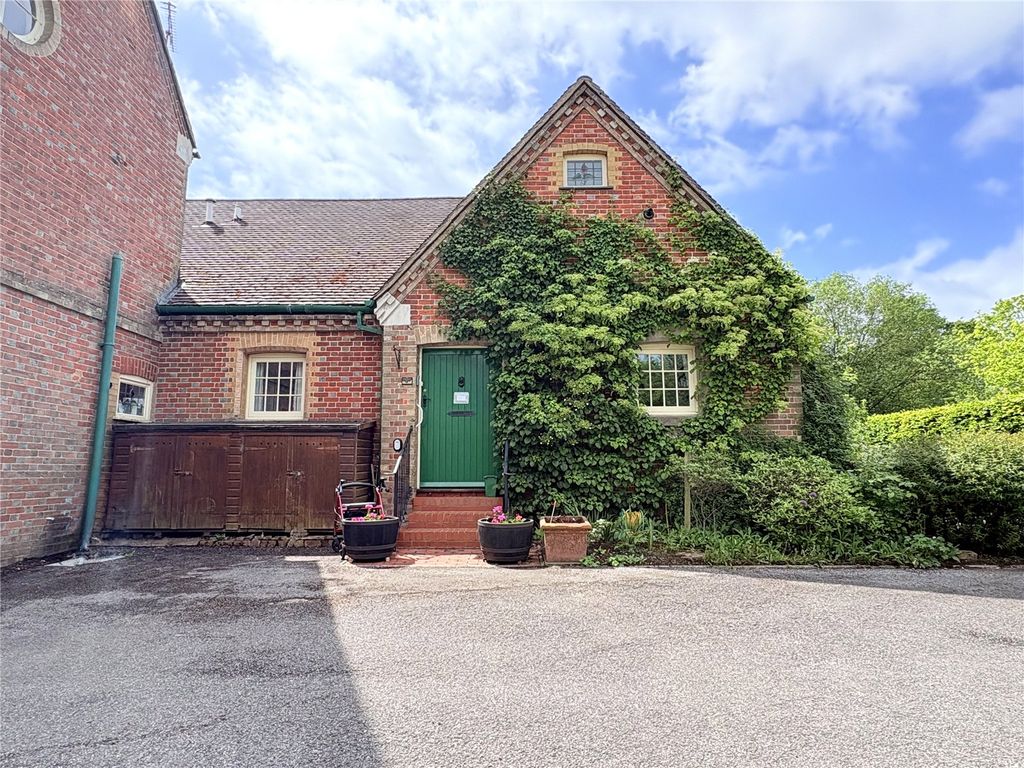 Property photo 1 of 18 Picture No. 28
