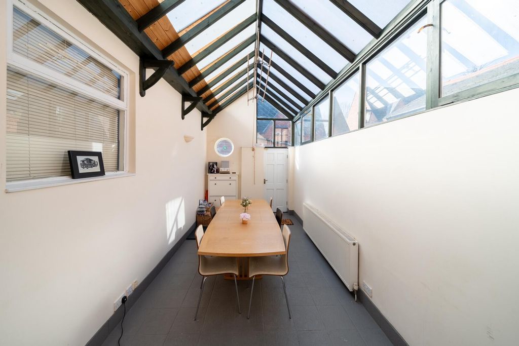 Additional image 11 of 3 bed flat for saleLenton Avenue, The Park NG7