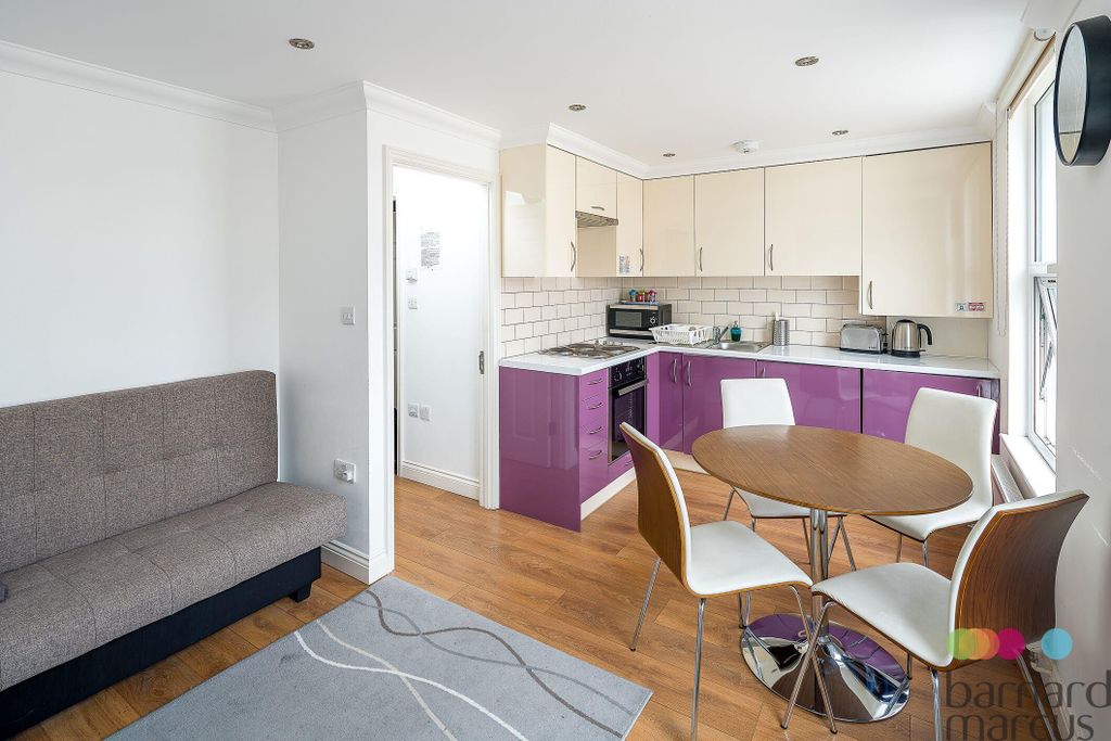 Property photo 2 of 6 Living Room