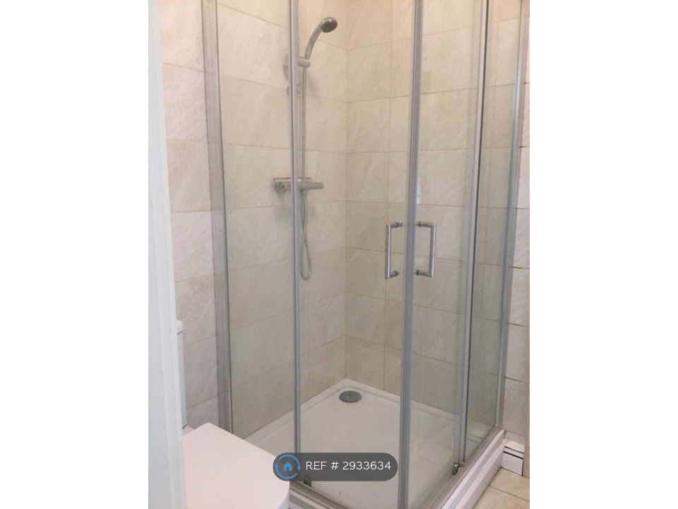 Property photo 2 of 3