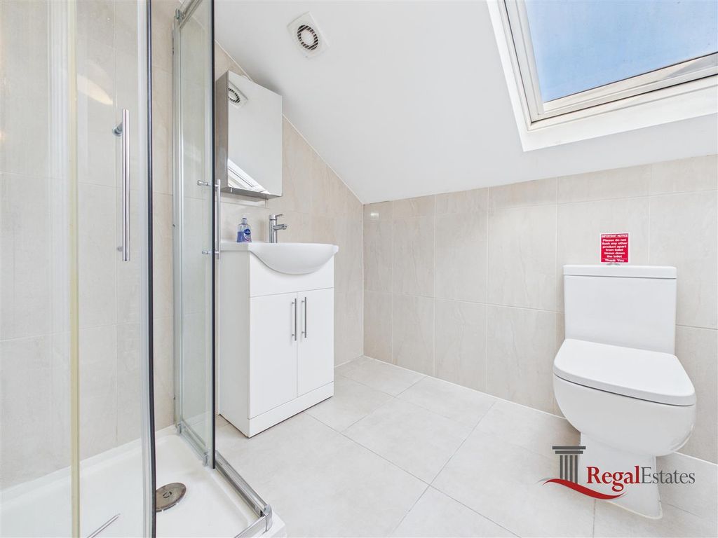 Property photo 3 of 7 Cam02489G0-Pr0271-Still005.Jpg