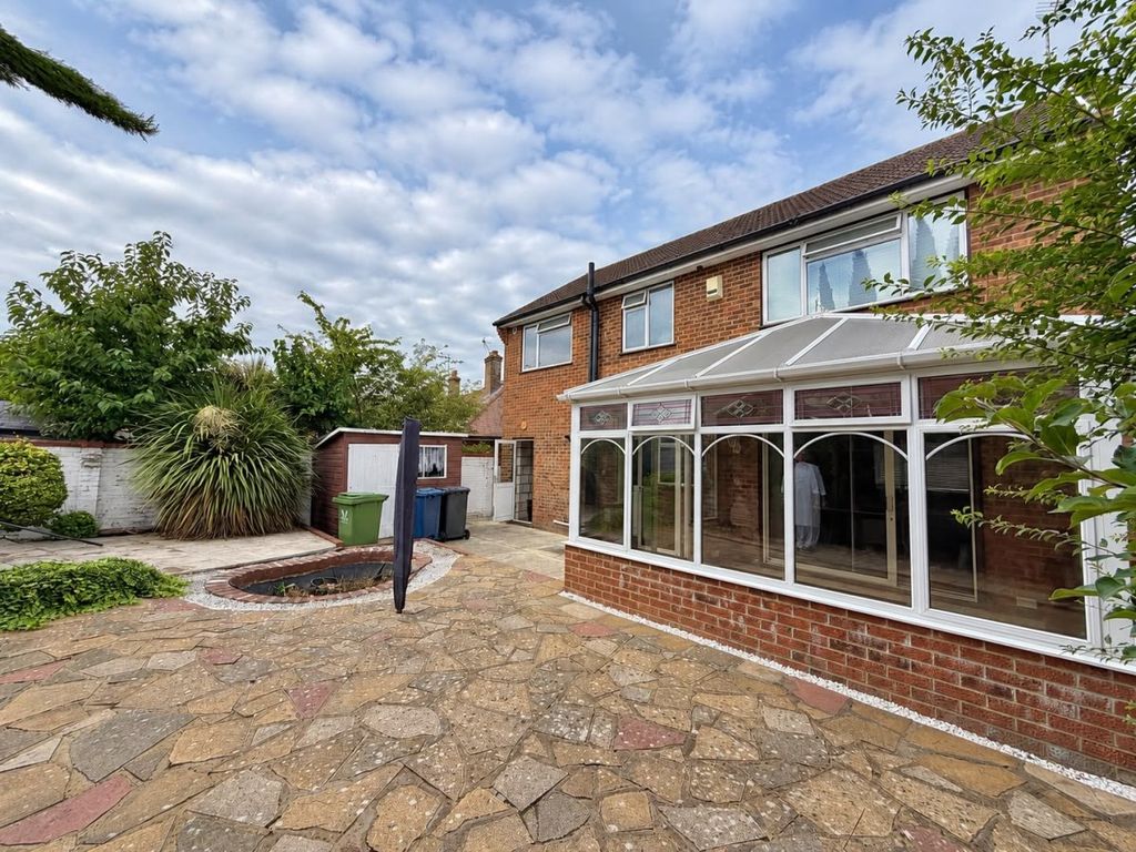Property photo 3 of 13