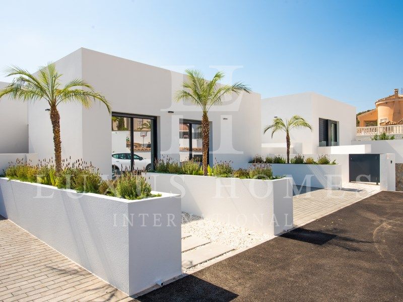 Property photo 3 of 38