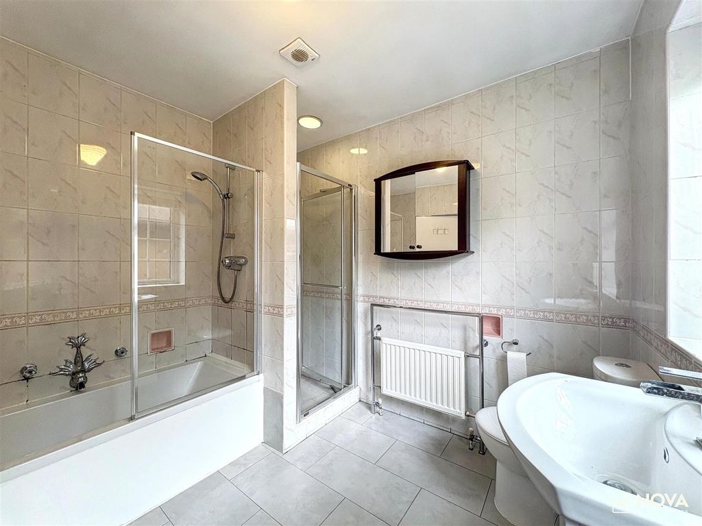 Additional image 18 of 4 bed detached house for saleOld Bedford Road, Luton LU2