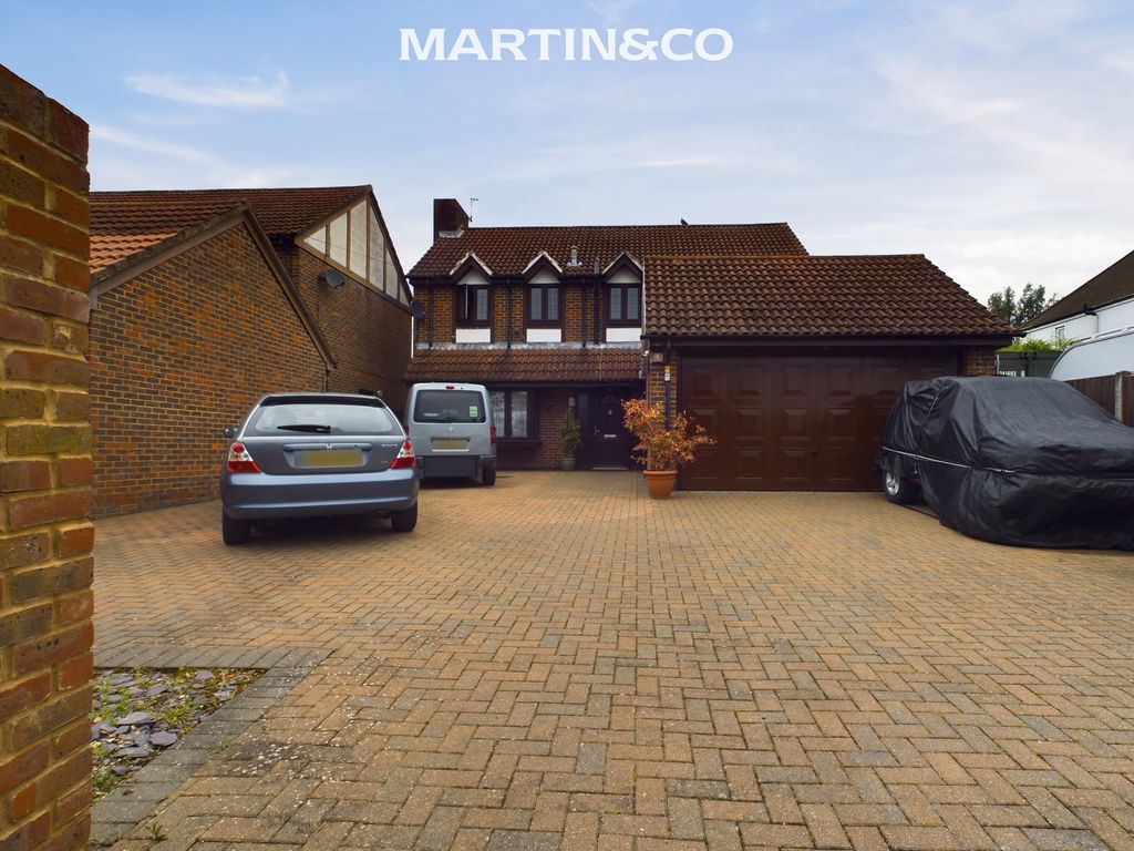 Property photo 1 of 22