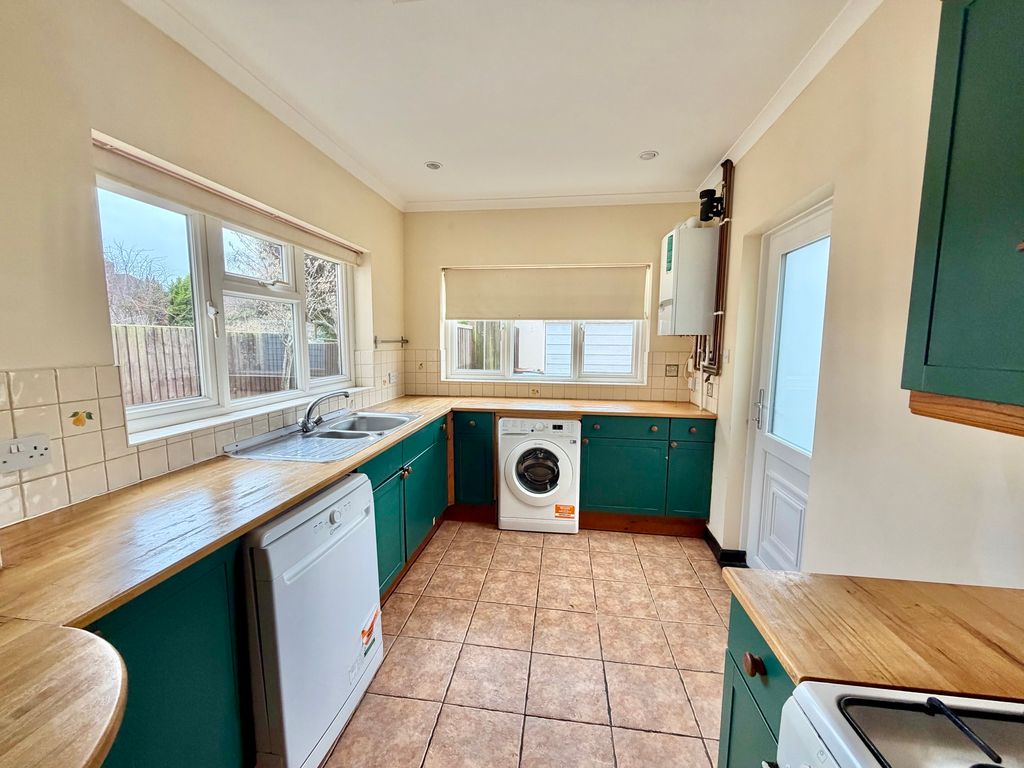 Property photo 2 of 13 Image