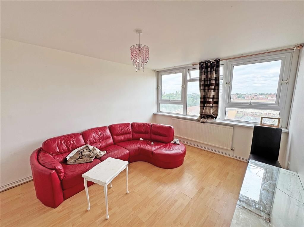 Property photo 3 of 6