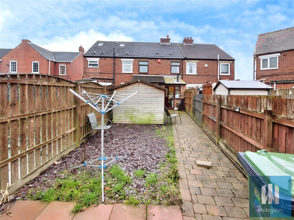 Property photo 2 of 17 Picture No. 10