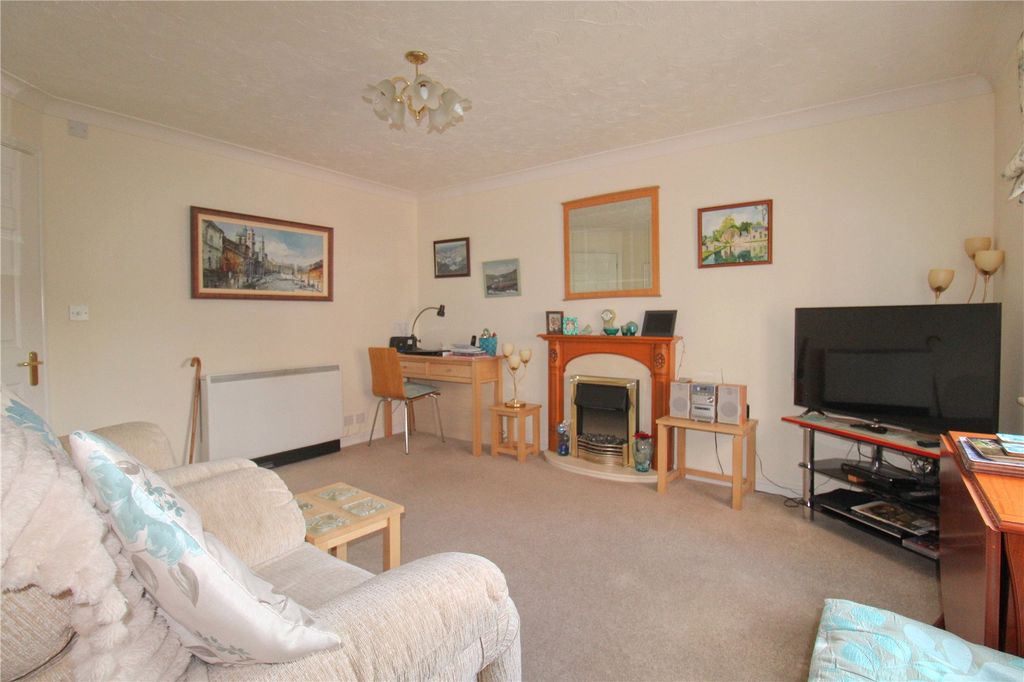 Property photo 3 of 14 Picture No. 10