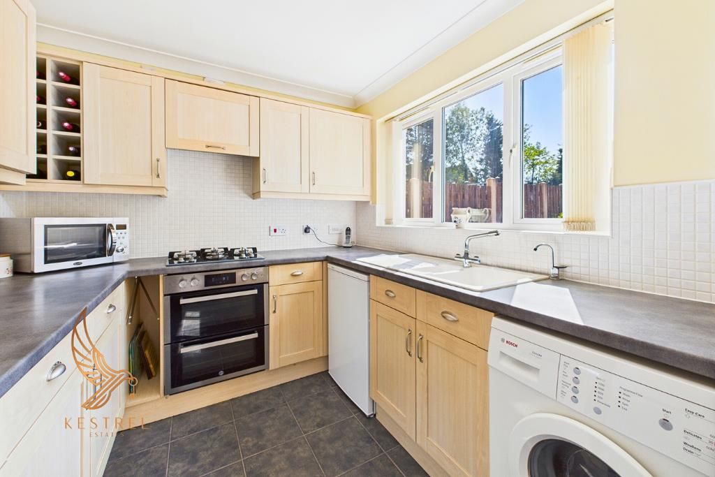 Property photo 3 of 35 31.Png