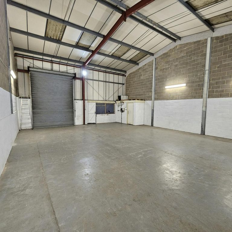 Property photo 2 of 8 20251031_165542_Resized.Jpg