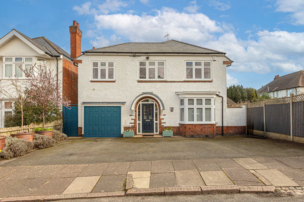 Property photo 1 of 30