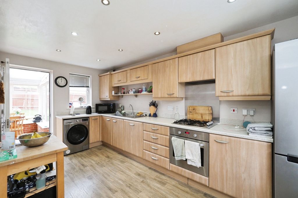 Property photo 2 of 15