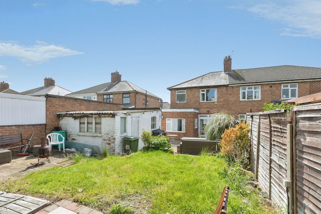 Property photo 1 of 18