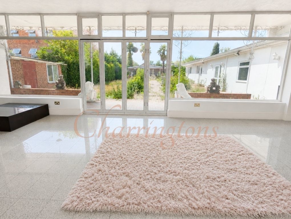 Property photo 2 of 49