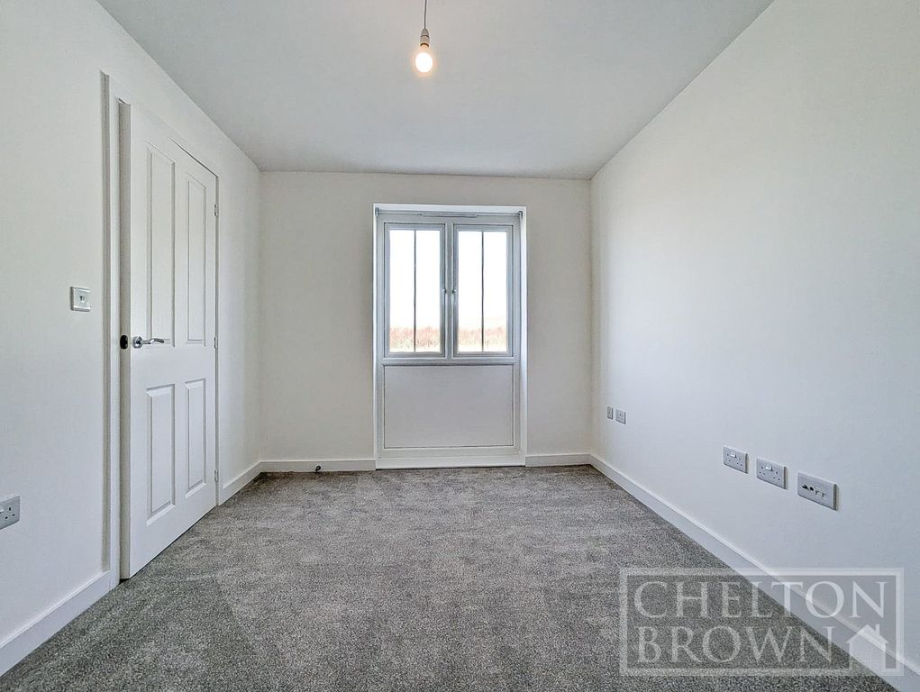 Property photo 3 of 35 Living Room