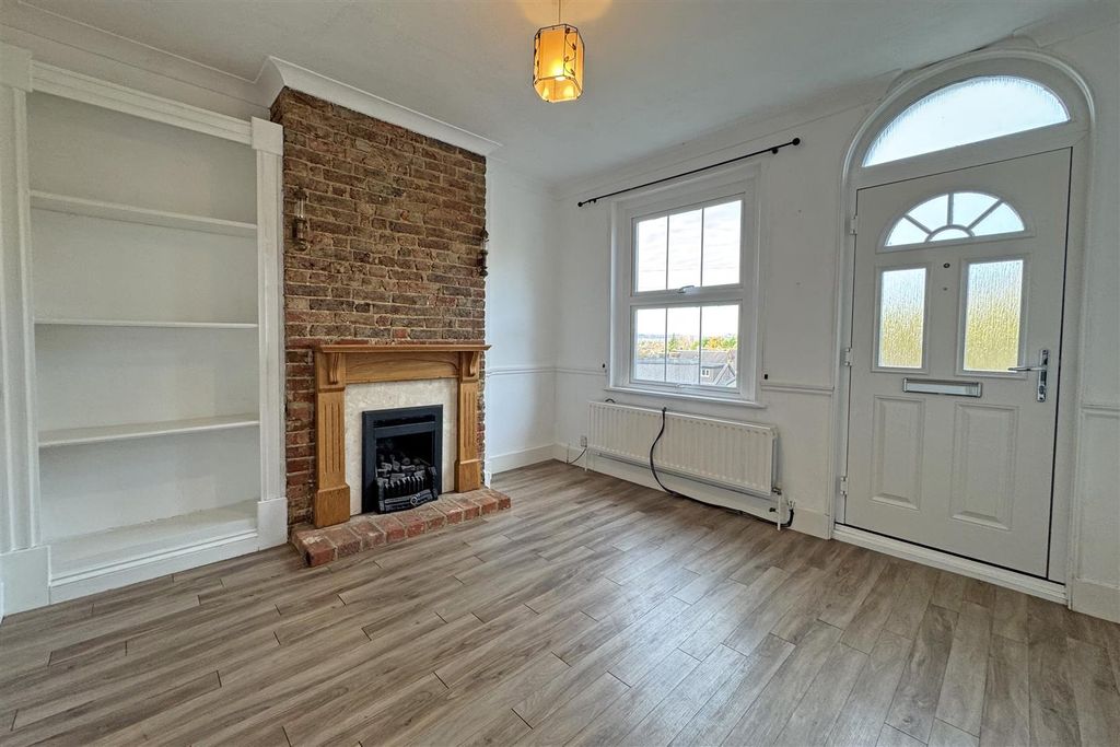 Property photo 2 of 12 Img_4990.Jpg