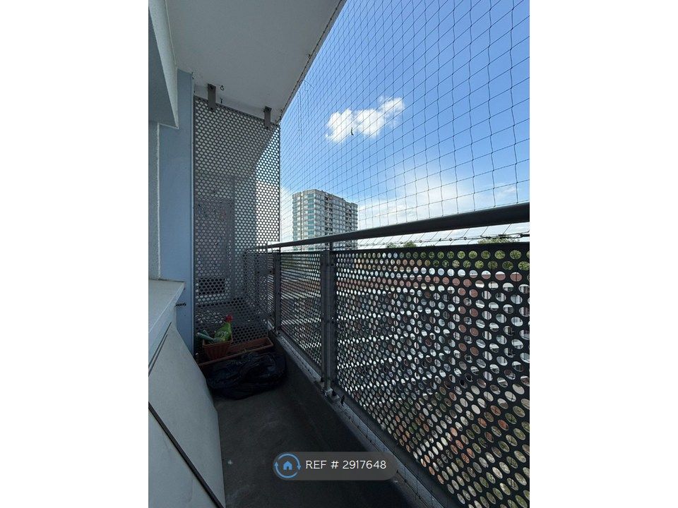Property photo 2 of 7 Balcony