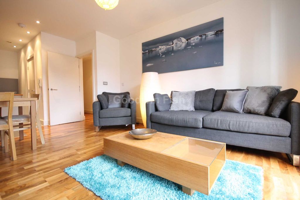 Property photo 1 of 9