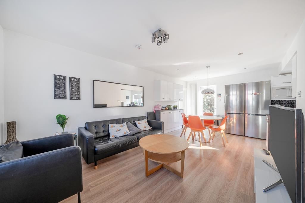 Property photo 2 of 16 Living Area