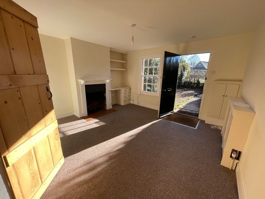 Property photo 3 of 8 Picture No. 02