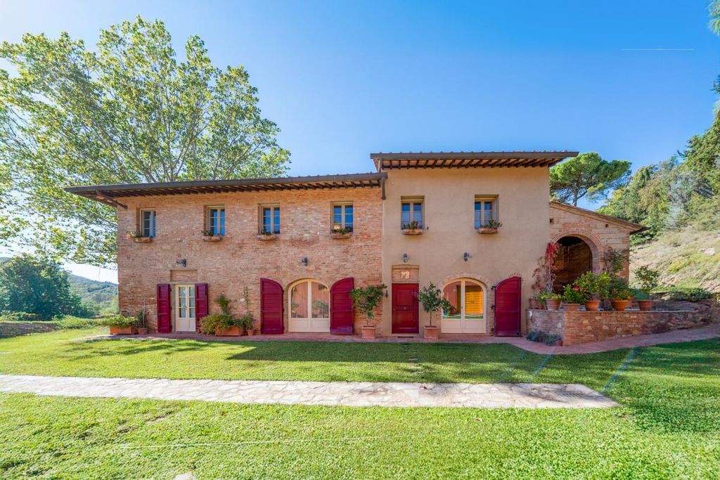 Property photo 1 of 40