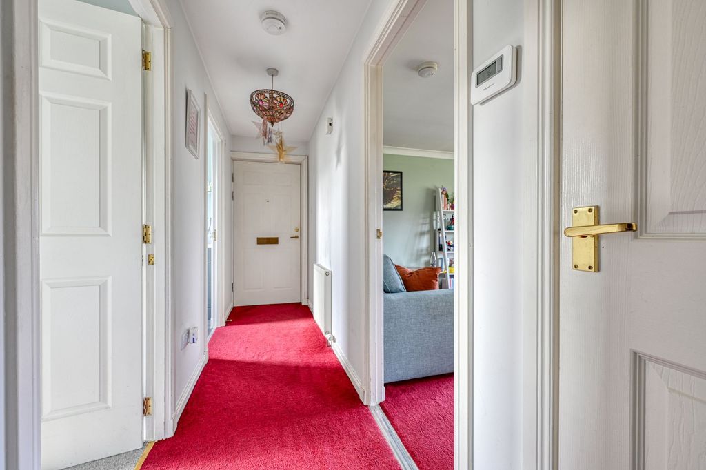 Property photo 3 of 10