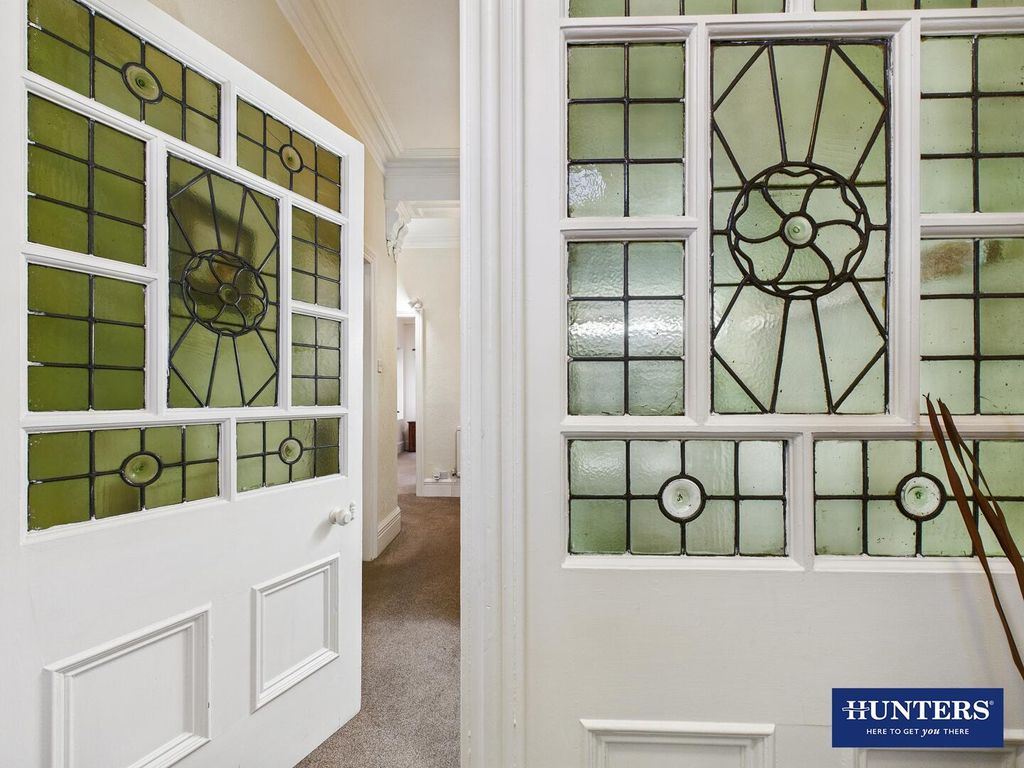 Property photo 2 of 31 Entry