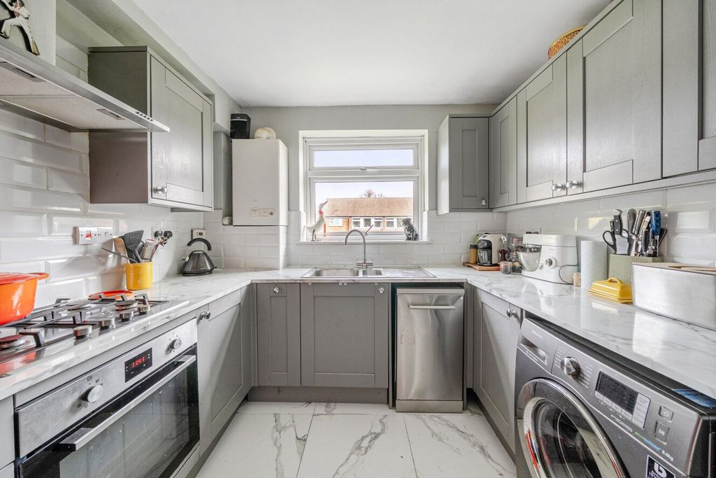 Property photo 3 of 20 Picture No. 21