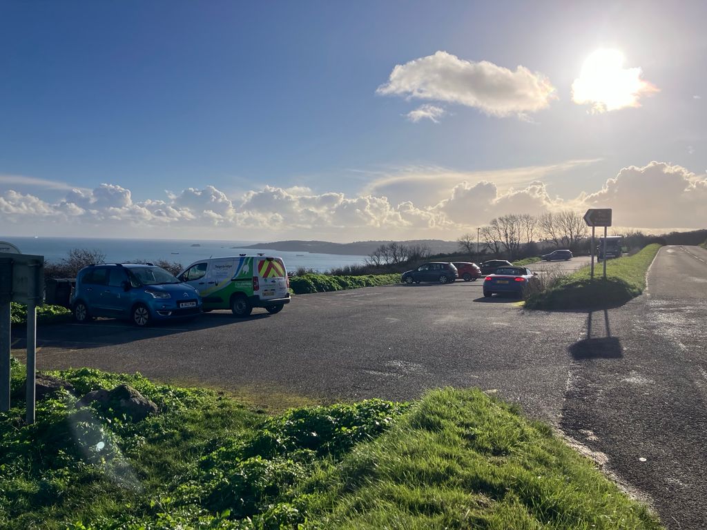 Property photo 2 of 5 Shaldon, Labrador Bay Car Park