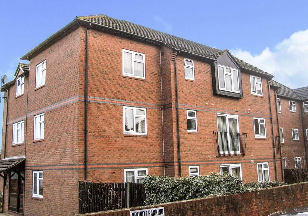 Property photo 1 of 6 Photo 7