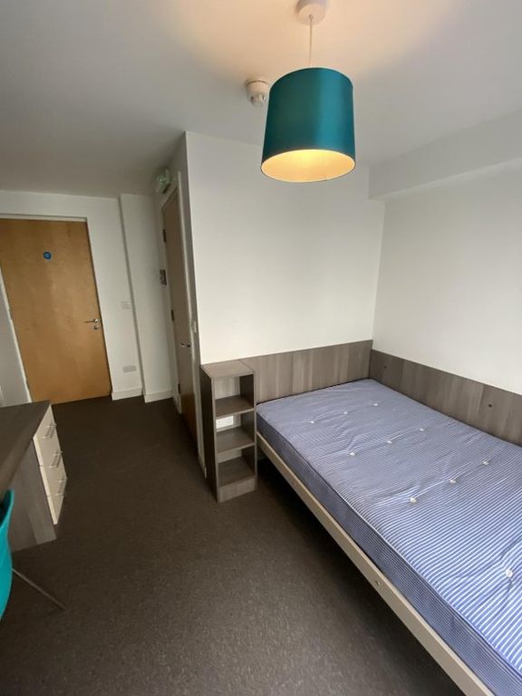 Property photo 2 of 7 B38E0E3574B139Bfedbbd7d72585Dbd4.Jpg