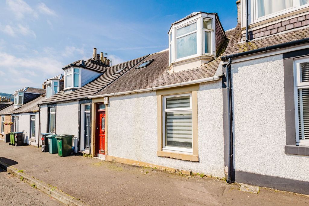Property photo 1 of 19