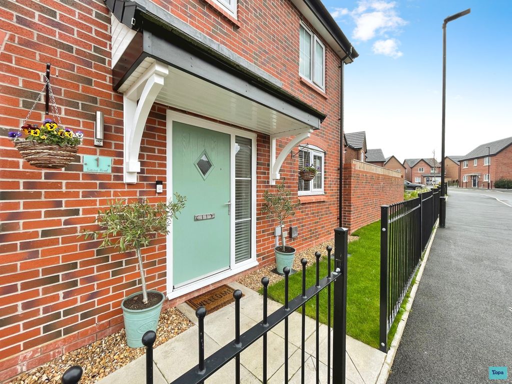 Property photo 2 of 27 26