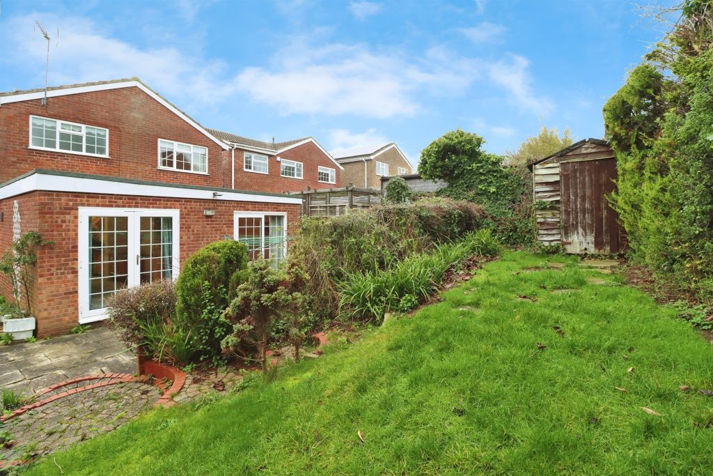 Property photo 2 of 20