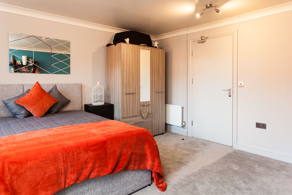 Property photo 3 of 26 Commonwealth Drive Web-0252