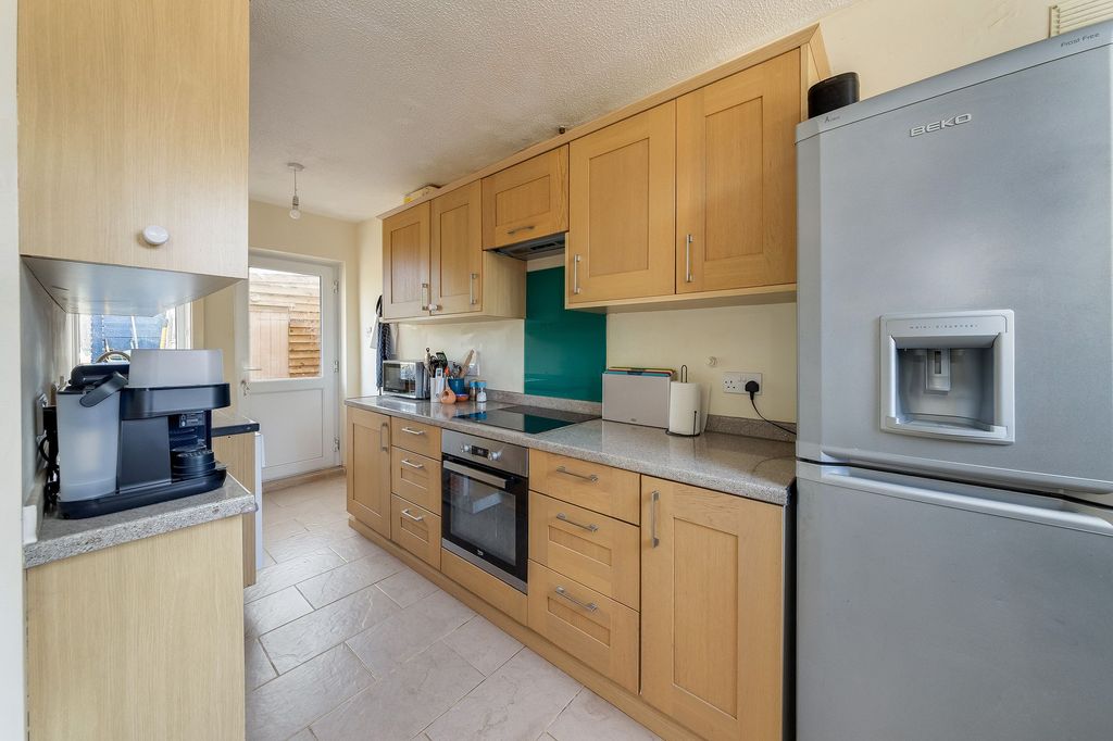 Property photo 3 of 19