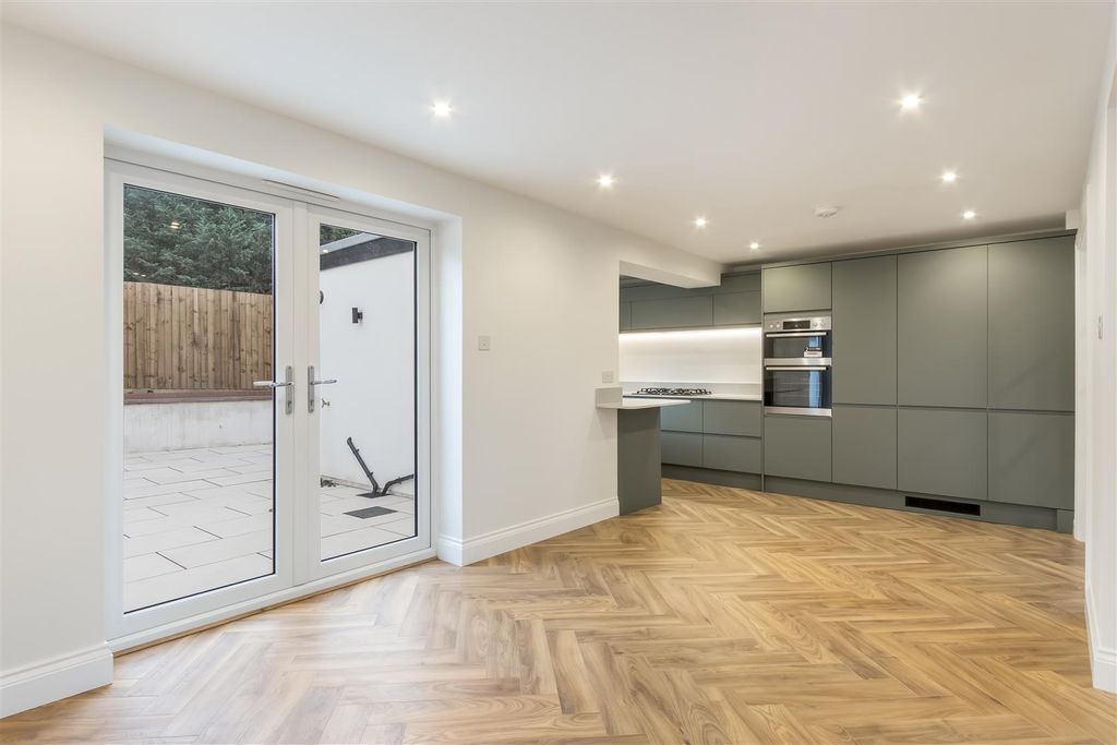 Property photo 3 of 22 Img_7475.Jpg