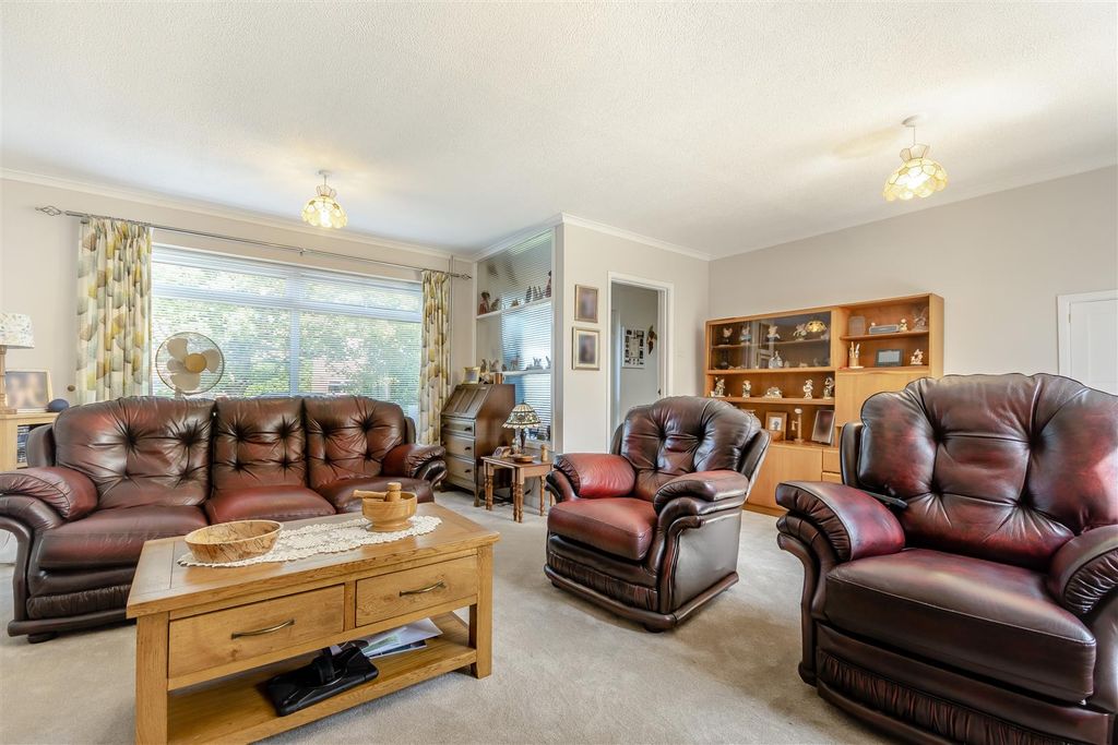 Property photo 3 of 30
