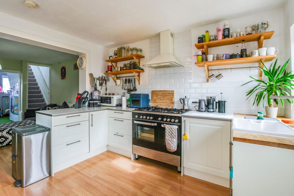 Property photo 2 of 17 2Dca1Cdd-7B24-F111-8342-7Ced8d6B4B86