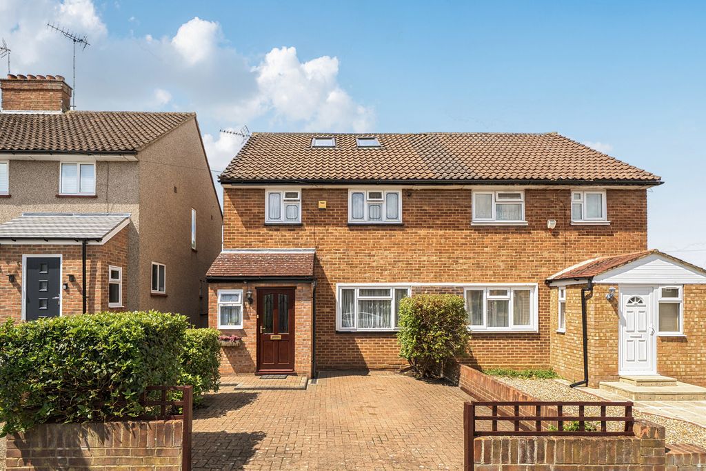 Property photo 1 of 18 1470303-14-6A2953...