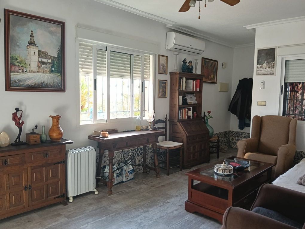 Property photo 3 of 31