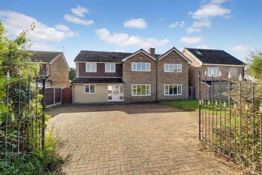 Property photo 1 of 25