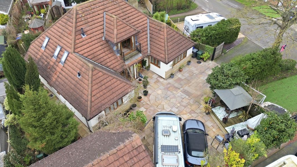 Property photo 1 of 42 Dji0377