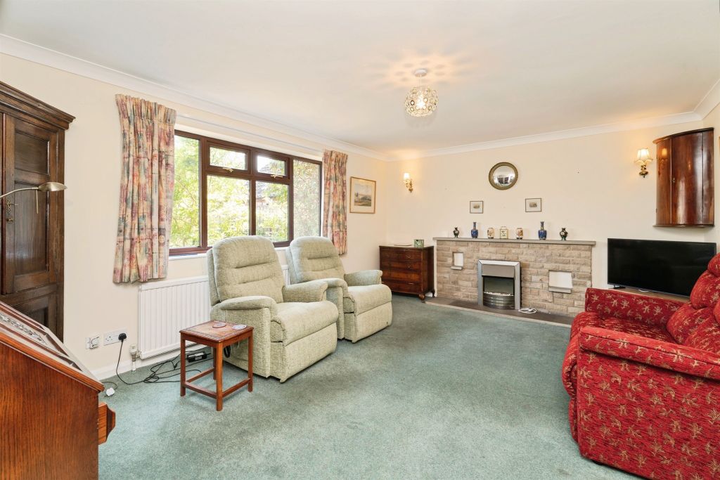 Property photo 3 of 19
